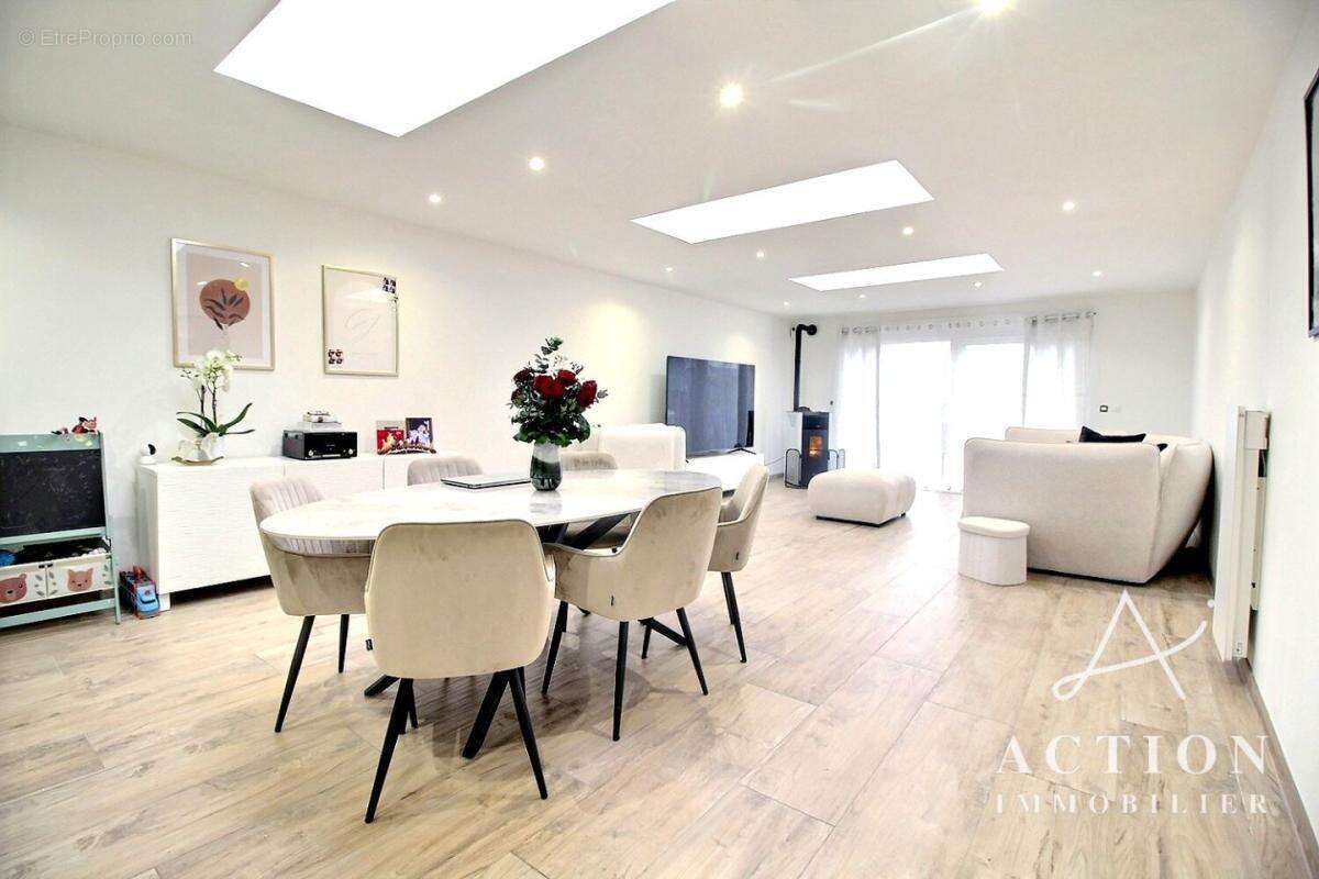 Maison à SAINGHIN-EN-WEPPES