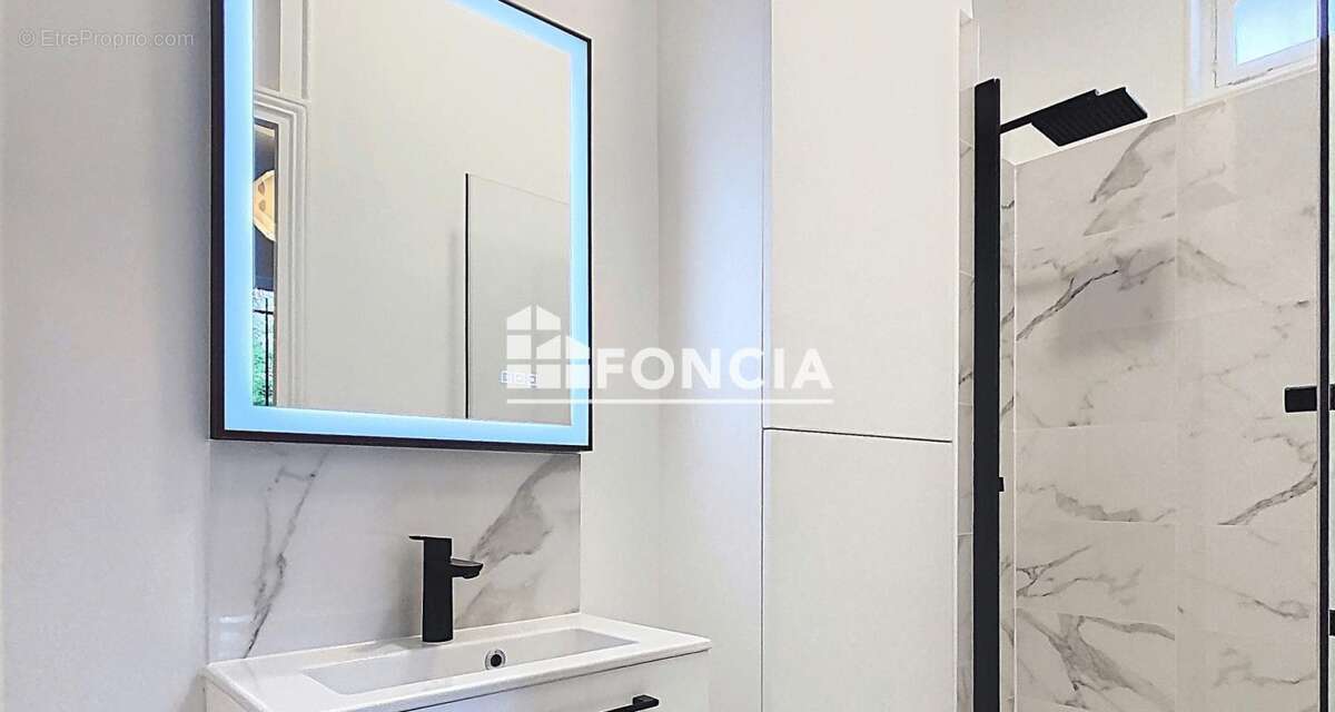 Appartement à COLOMBES