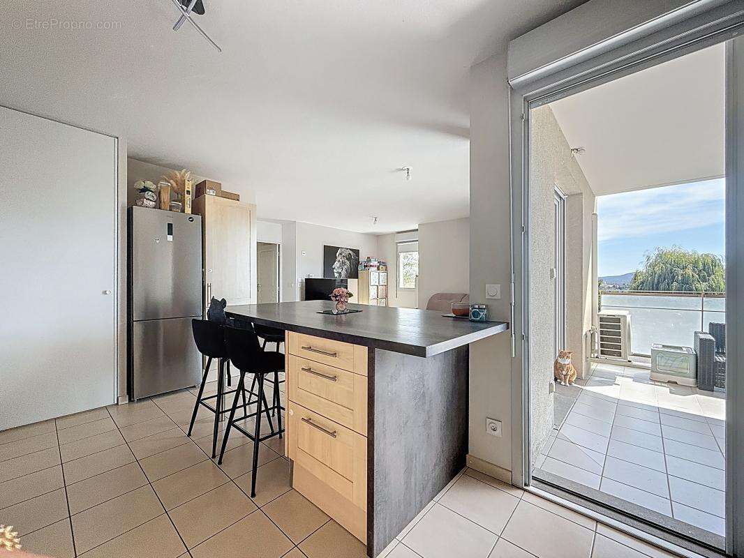 Appartement à GRIGNY