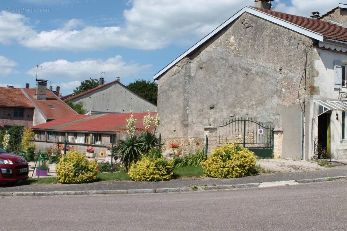 Photo 1 - Maison à LAMARCHE
