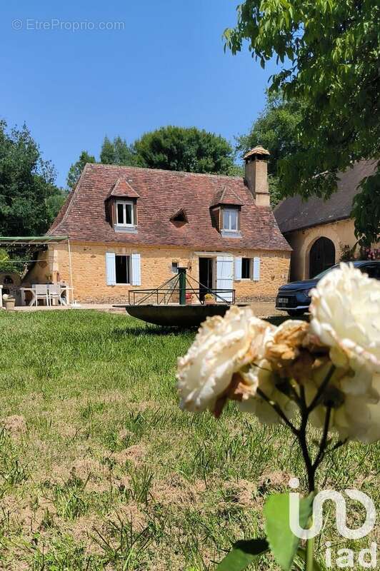 Photo 4 - Maison à SAINT-CHAMASSY