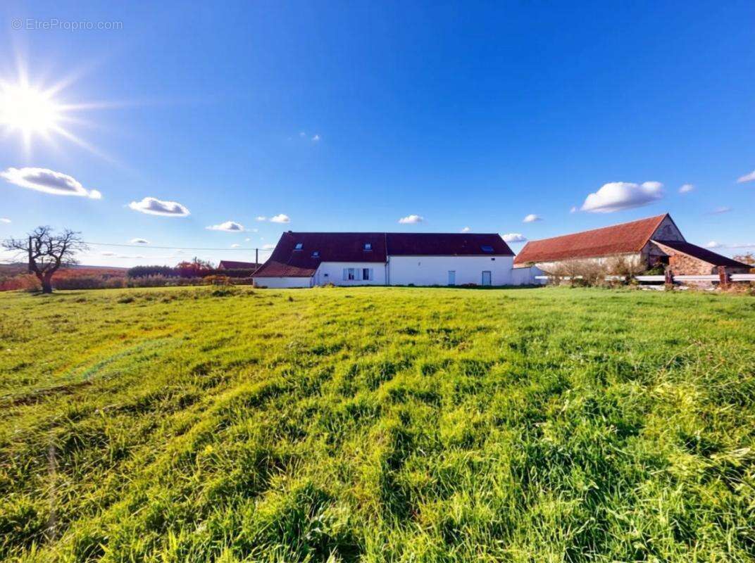 Maison à LAPEYROUSE