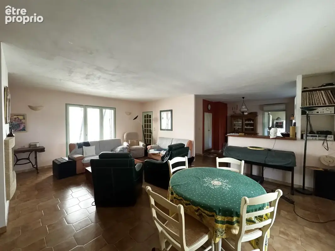 À acheter à Cuxac-D'Aude: Spacieuse  maison sur 2500m2 de terrain - photo 9