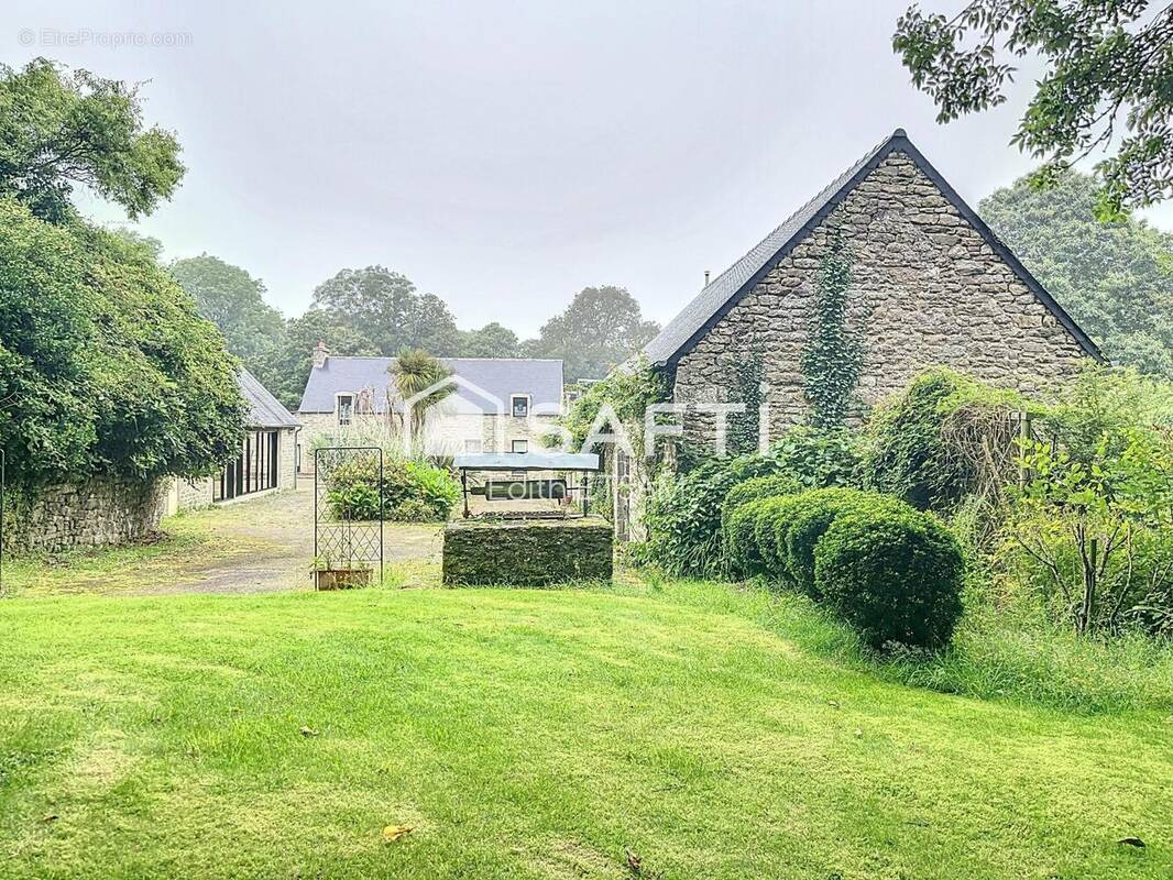 Photo 1 - Maison à PLOMELIN