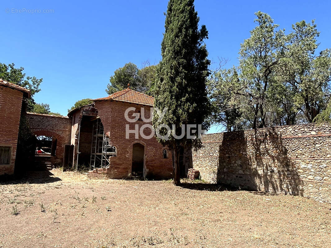 Maison à VILLENEUVE-DE-LA-RAHO