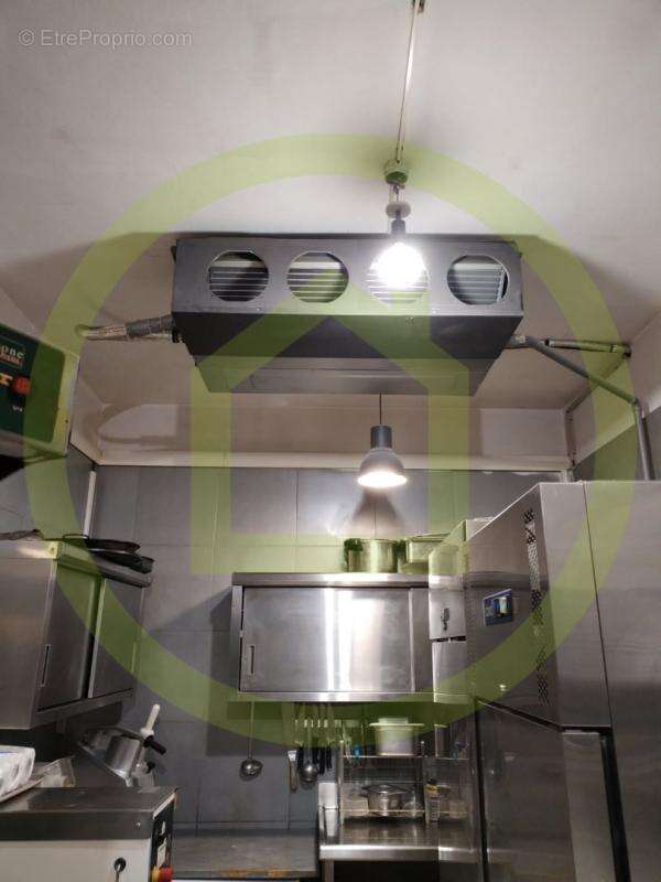 Commerce à SAINT-LAURENT-DU-VAR