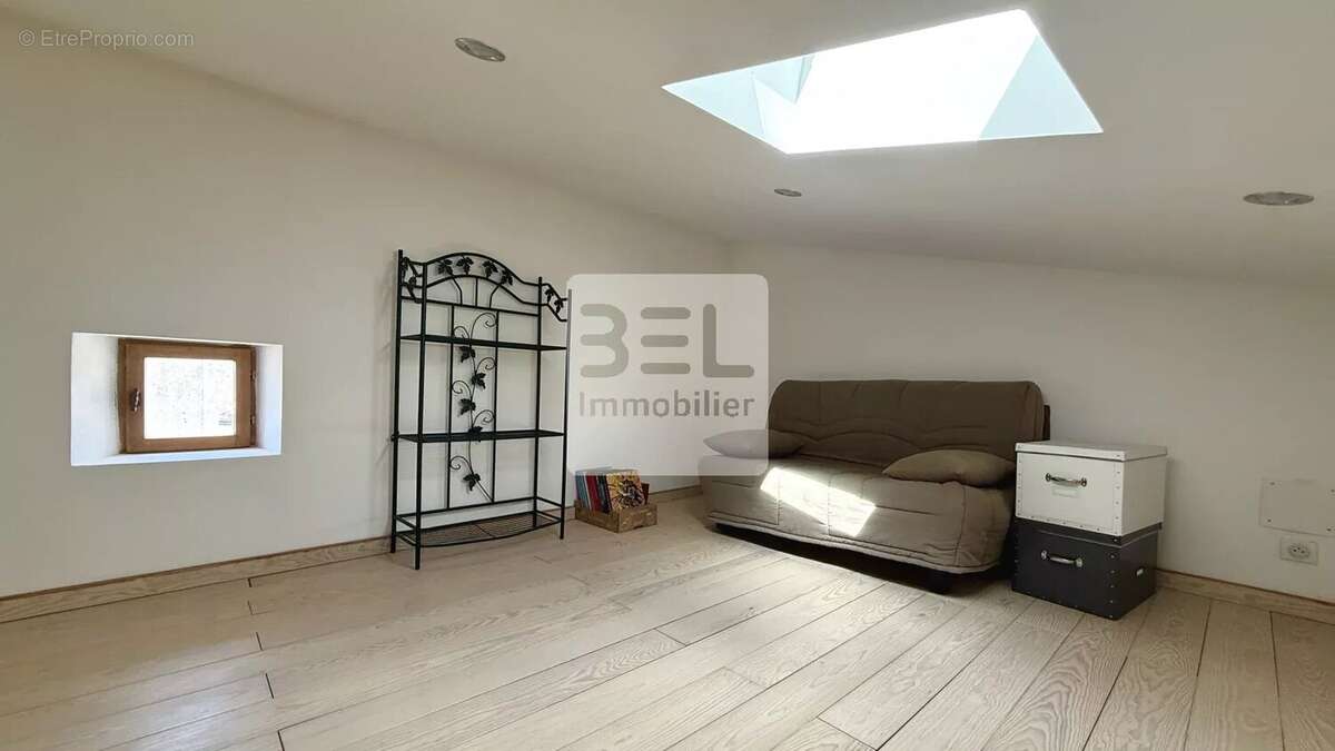 Maison à PONT-SAINT-ESPRIT