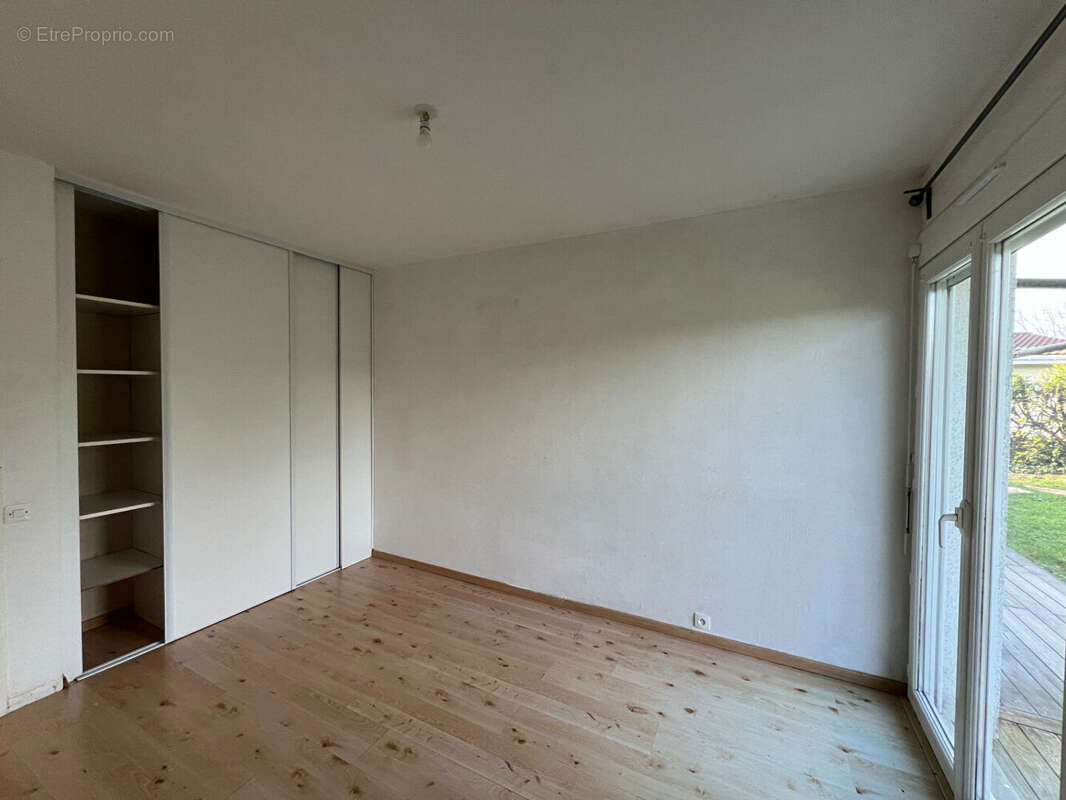 Maison à SAINT-MEDARD-EN-JALLES