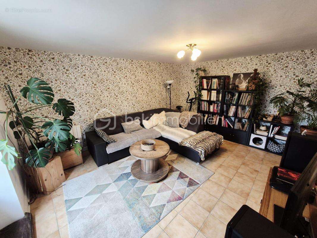 Maison à VILLIERS-AU-BOUIN