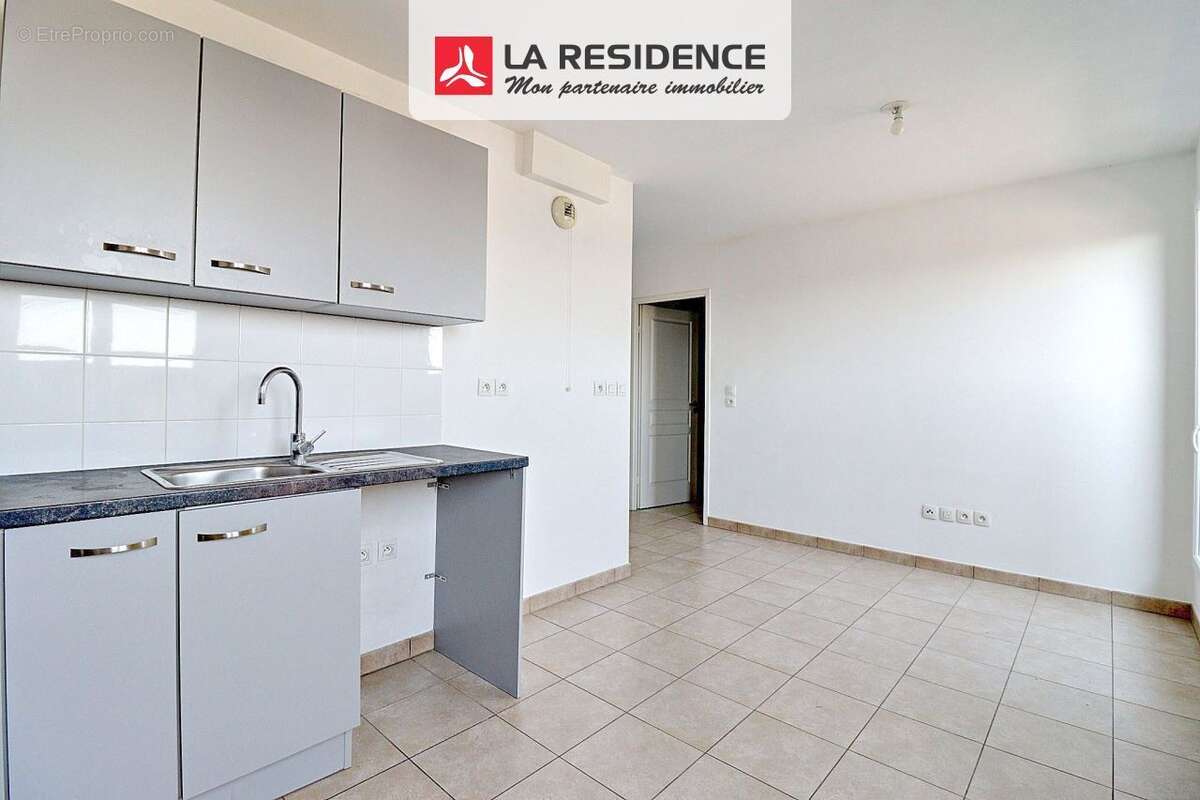 Appartement 35 m² à Poissy  - photo 3