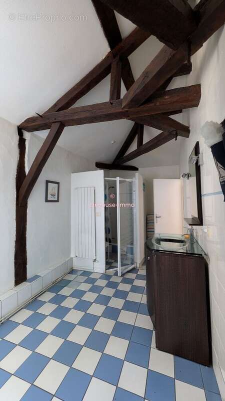 Maison à SAUGNAC-ET-CAMBRAN