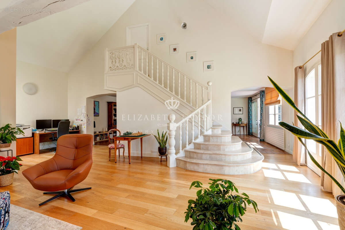 Maison à NOISY-LE-ROI