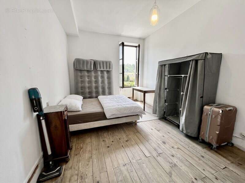 Maison de bourg de 7 pièces principales - photo 4