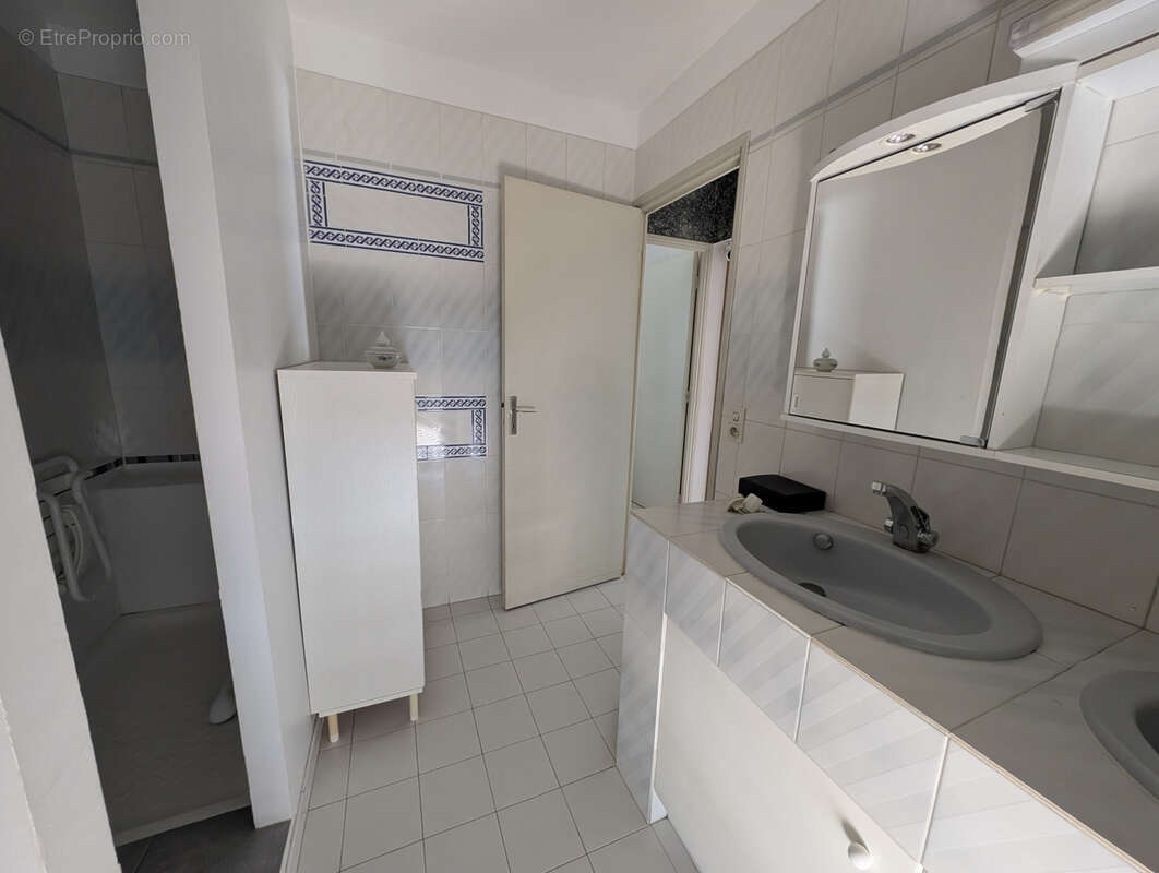 Maison 5 pièces avec extérieur, terrasse et garage GARIGOU - photo 10