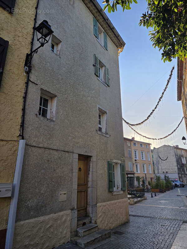 Appartement à PIGNANS