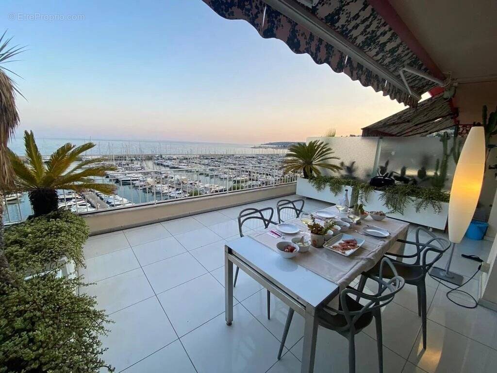 Photo Appartement à Menton au prix de 980 000€