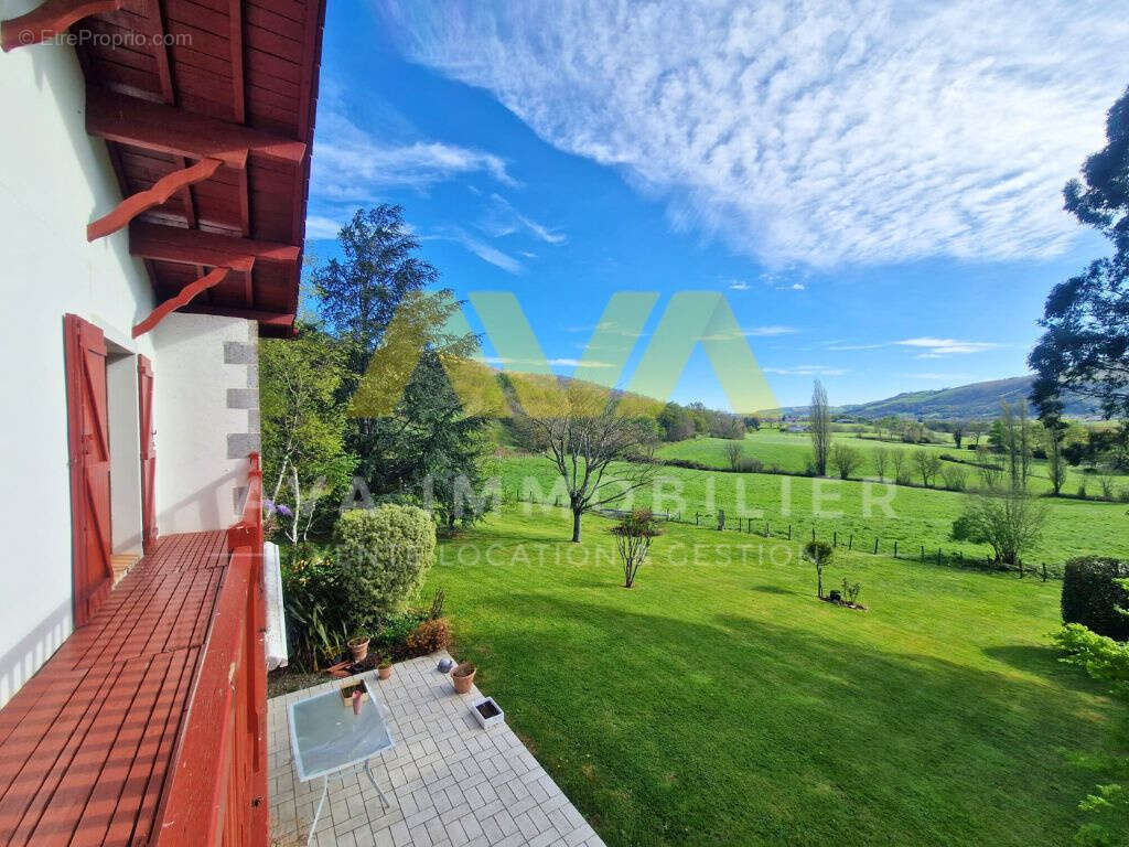 Maison à SAINT-PALAIS