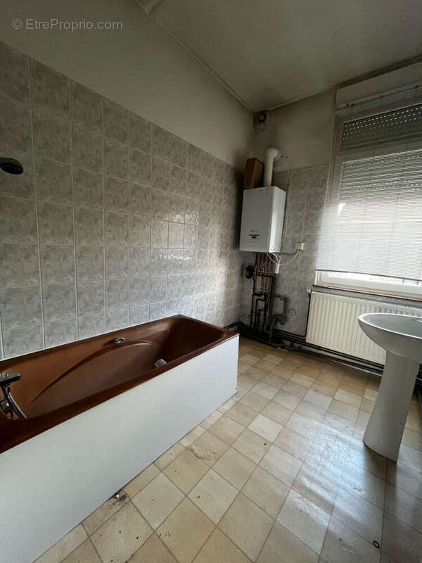 Maison à FRESNES-SUR-ESCAUT