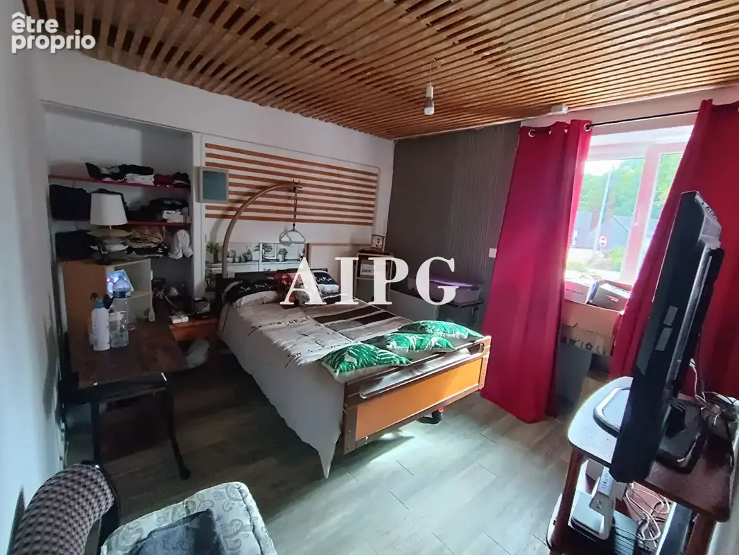 Bon repos sur Blavet, bâtisse de 6 logements et 1 commerce, à vendre - photo 6