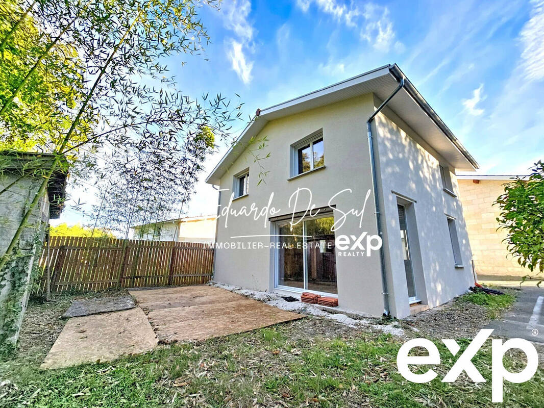 Maison à BLANQUEFORT