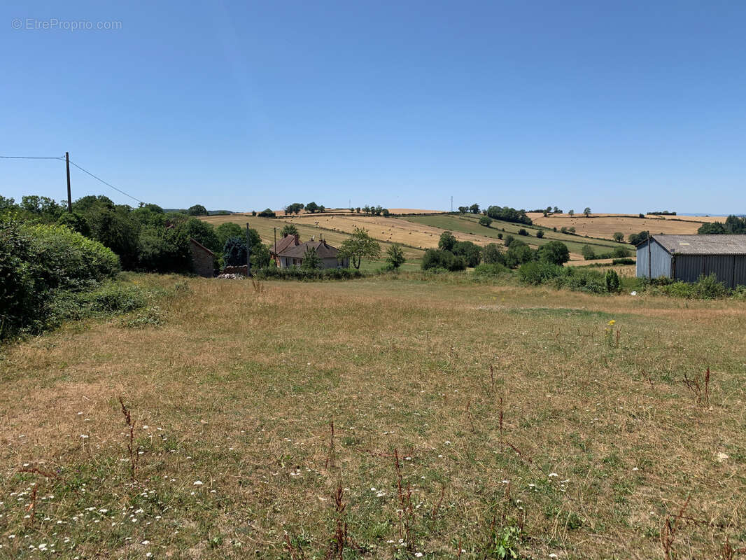 Auv 1186 : Trio : maison habitable, terrain (à bâtir), maison à rénover - photo 12