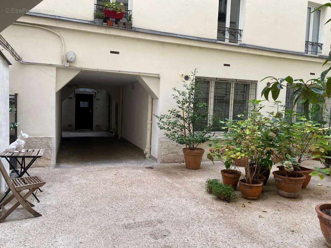 Appartement à PARIS-11E
