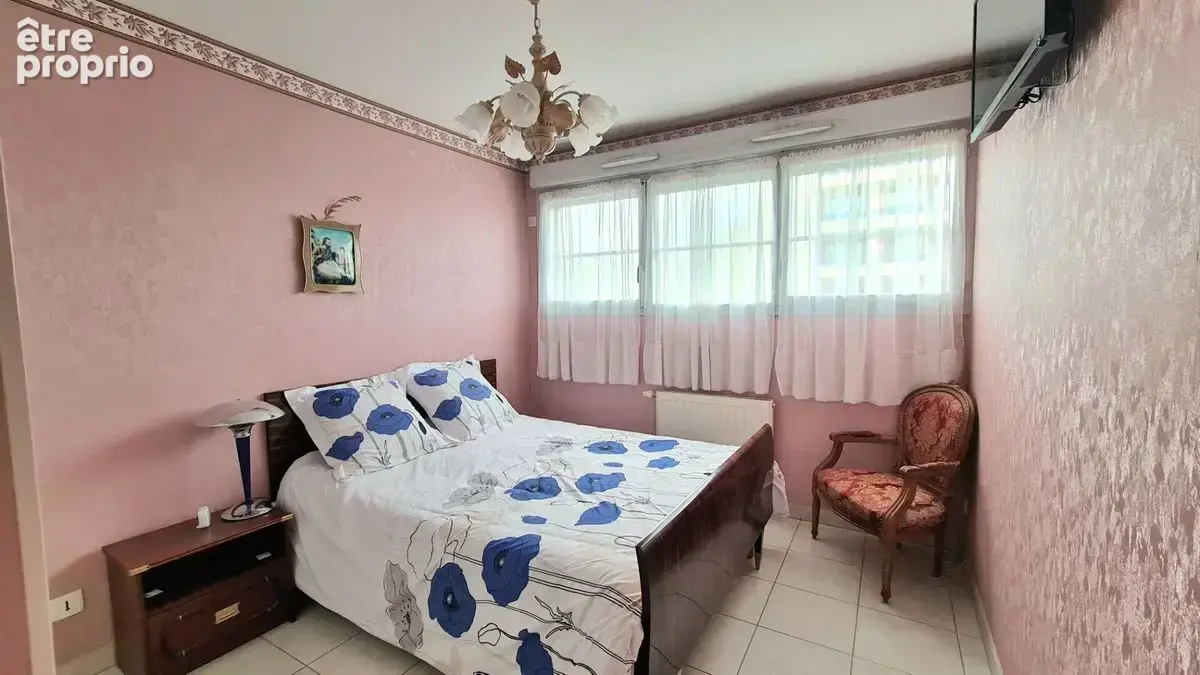 Appartement Saint-Priest 3 pièce(s) 67 m² avec garage et cave - photo 6