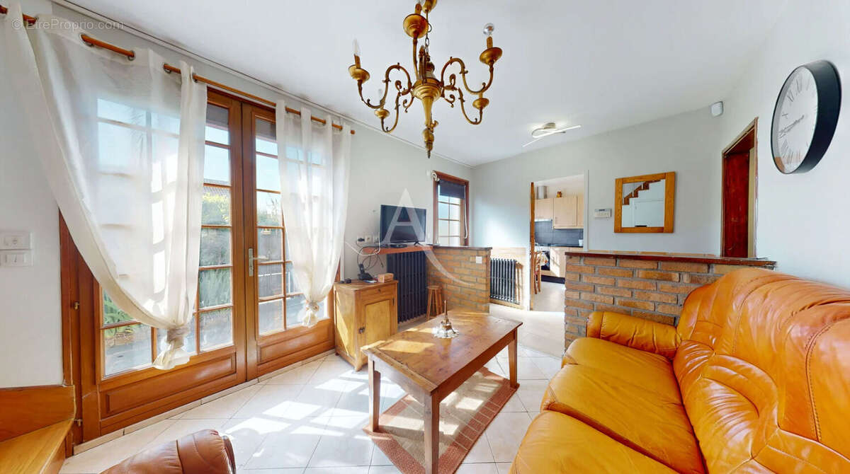 Maison à PONTAULT-COMBAULT