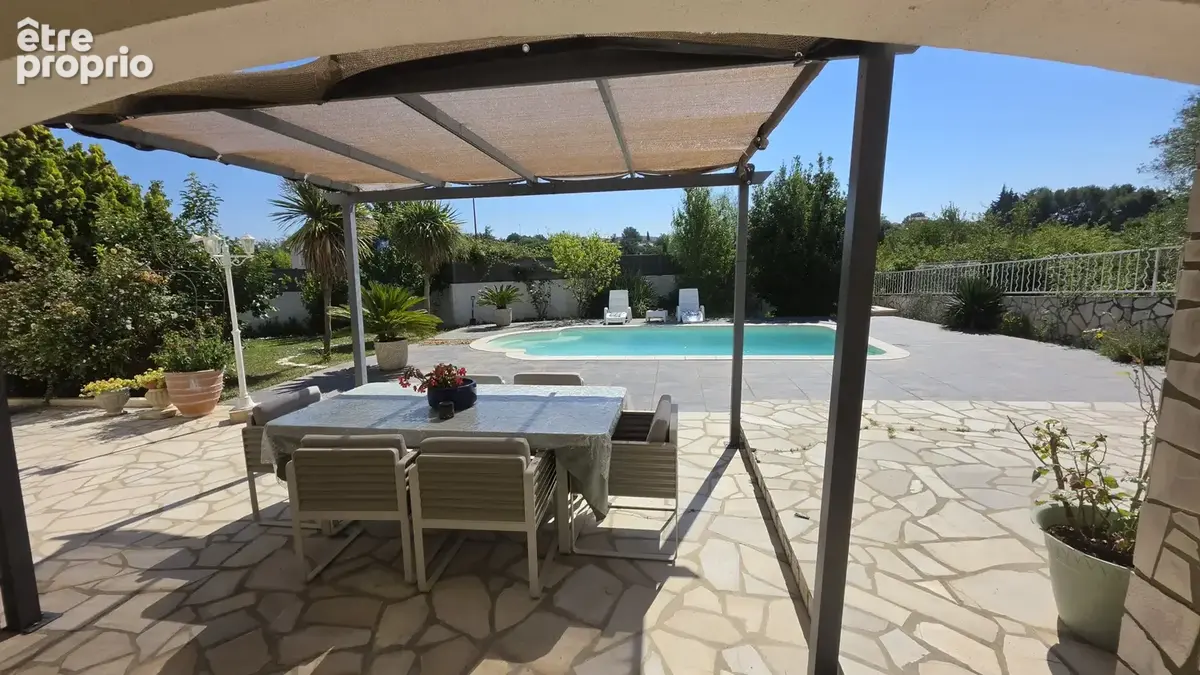Maison 215 m2 sur terrain de 807 m2 avec piscine au sel - photo 4