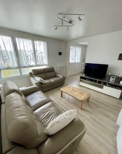 Appartement à BURES-SUR-YVETTE