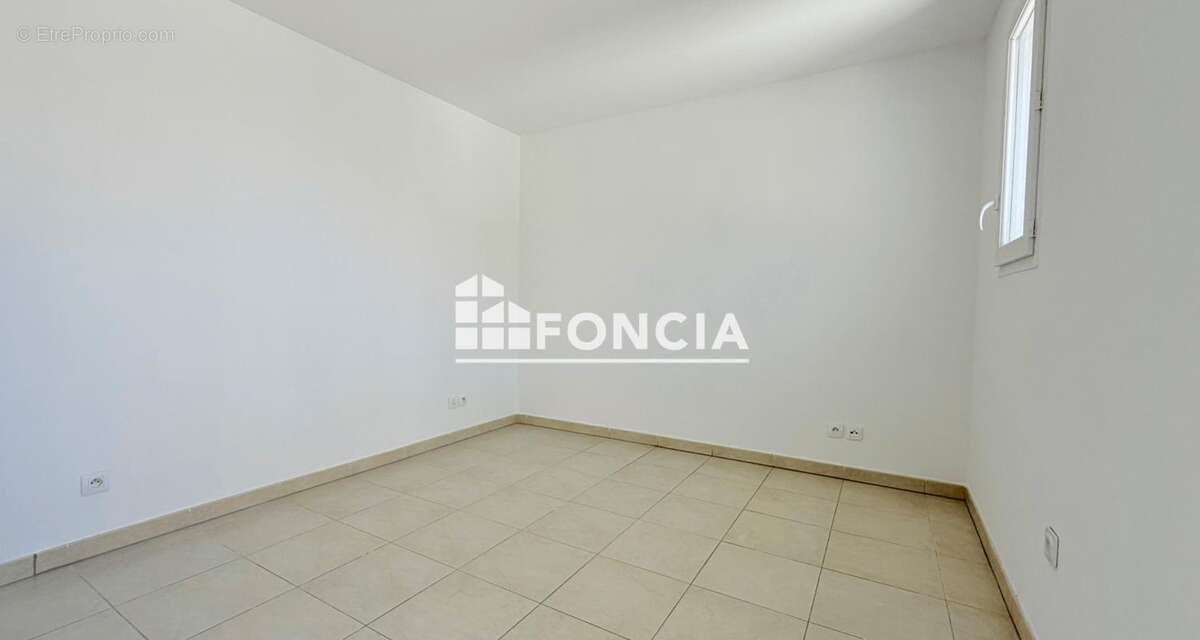 Appartement à COGOLIN