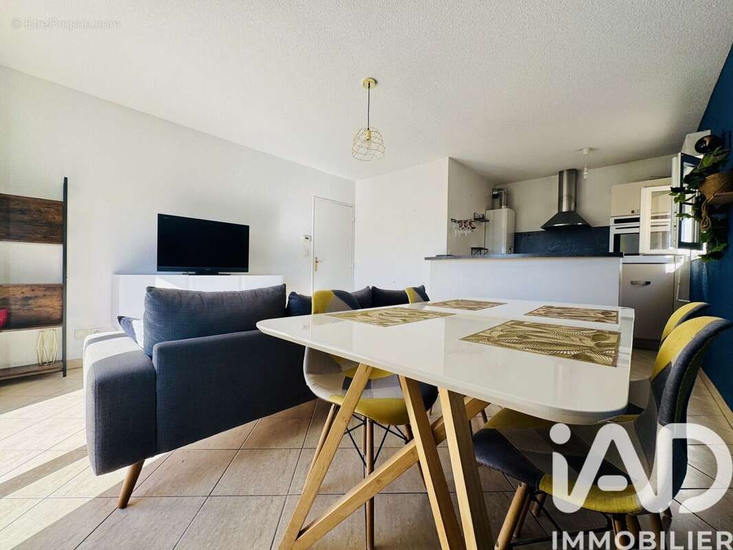 Photo 3 - Appartement à ROQUEBRUNE-SUR-ARGENS