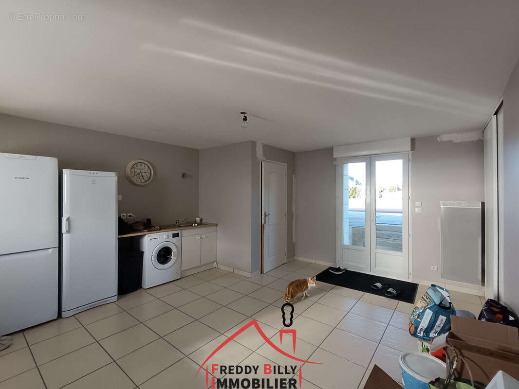 Maison à EPIEDS