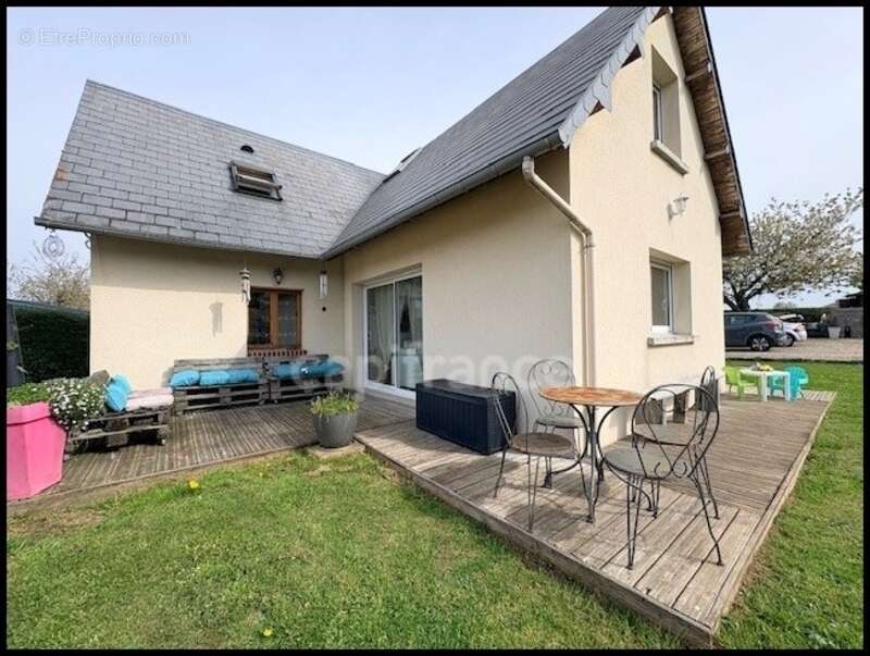 Maison à BOUVILLE