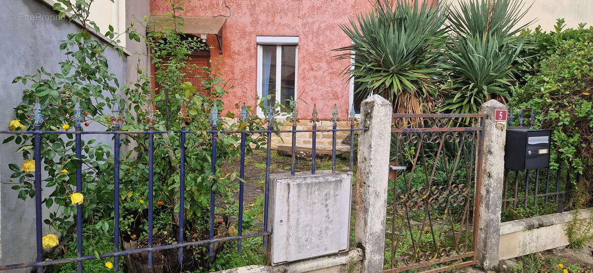 Maison à ARCINS