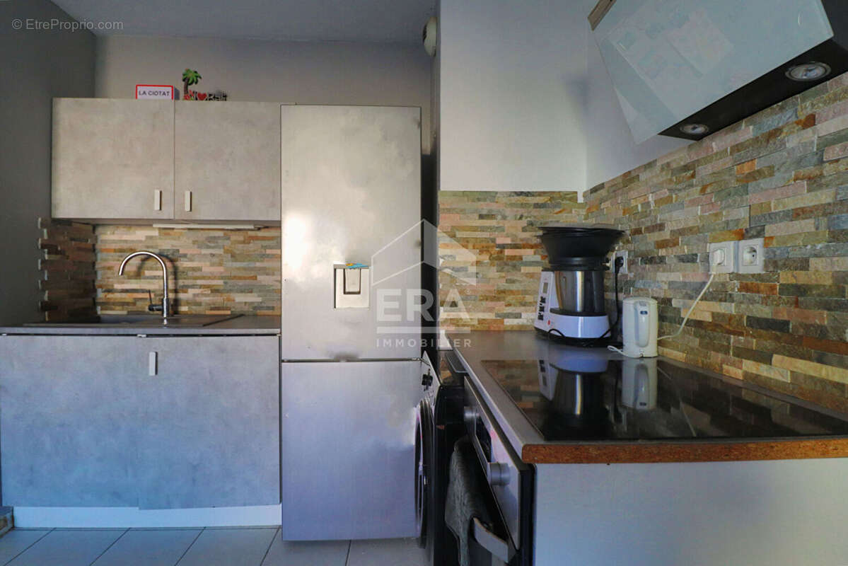 Appartement à MARSEILLE-11E