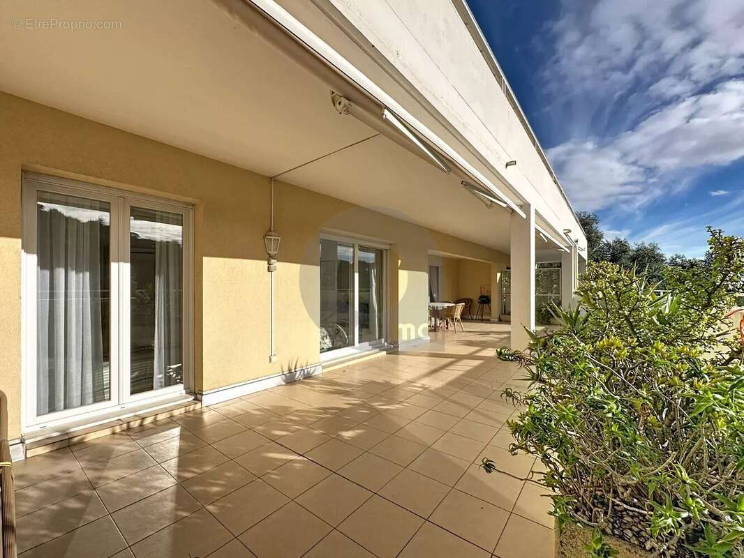 Appartement à MENTON