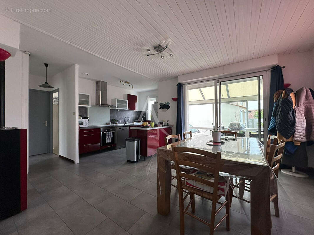 Maison à SAINT-HILAIRE-DE-RIEZ