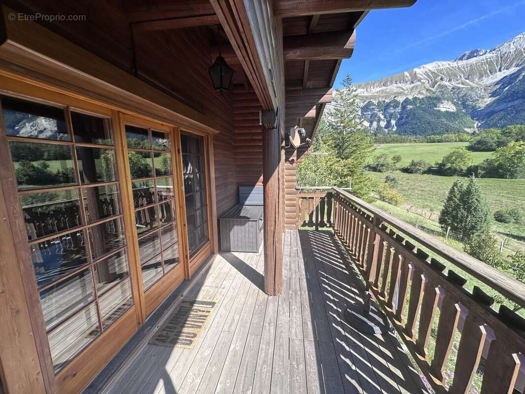 Maison à SAINT-BAUDILLE-ET-PIPET