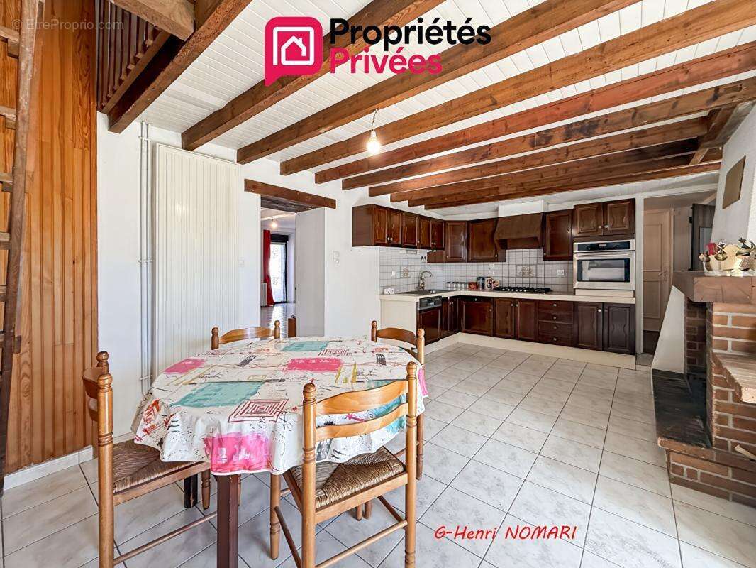Maison Villepot 7 pièce(s) 165 m2, 4 Chambres, terrain de 745m² - photo 5