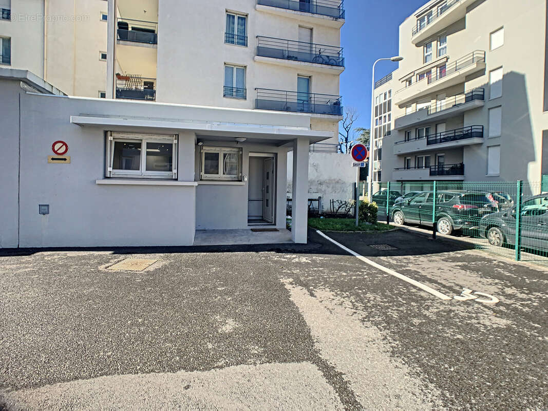 Appartement à LYON-8E
