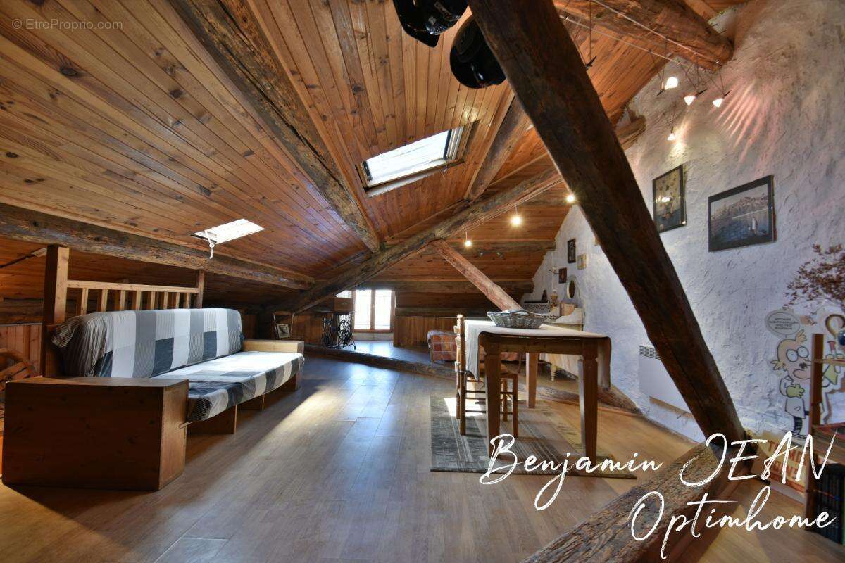 SÉRIGNAN – Au cœur du village, charmante maison de maître de 222 m² exploitée en chambres d'hôtes - photo 15