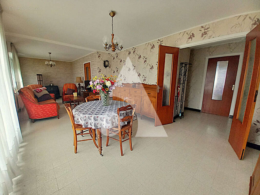 Maison à FERRIERE-LA-GRANDE