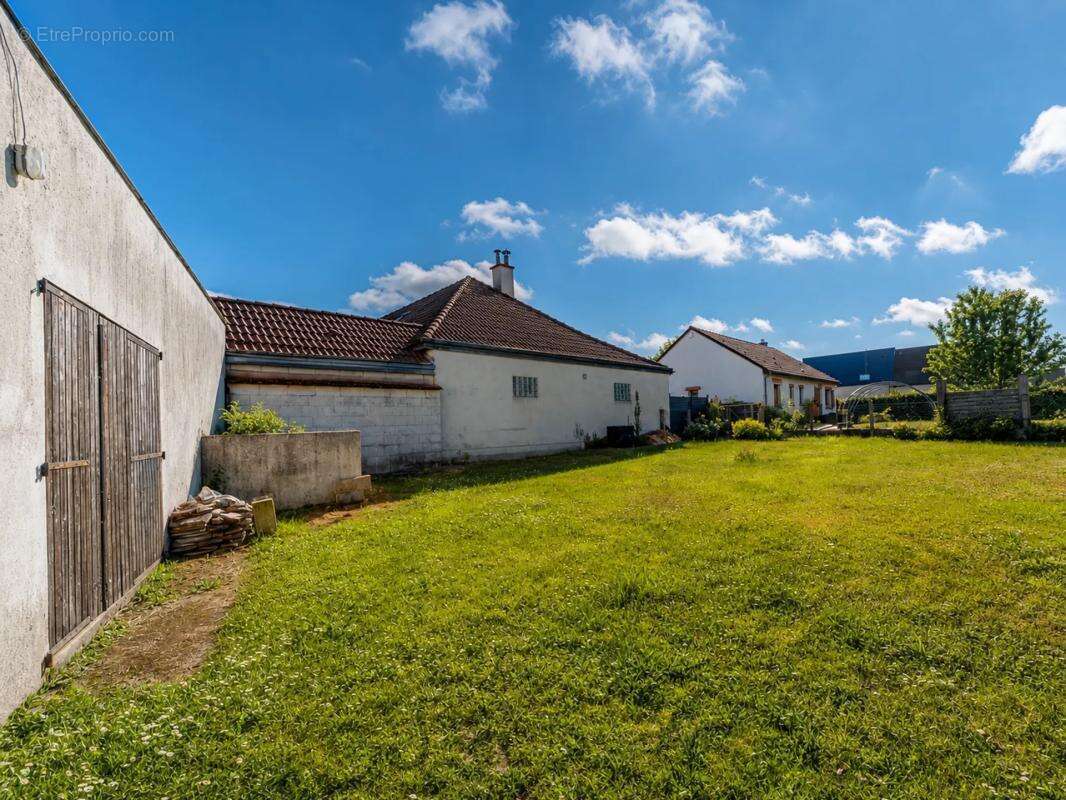Maison de 6 pièces de 72 m² située à Semoy - photo 15