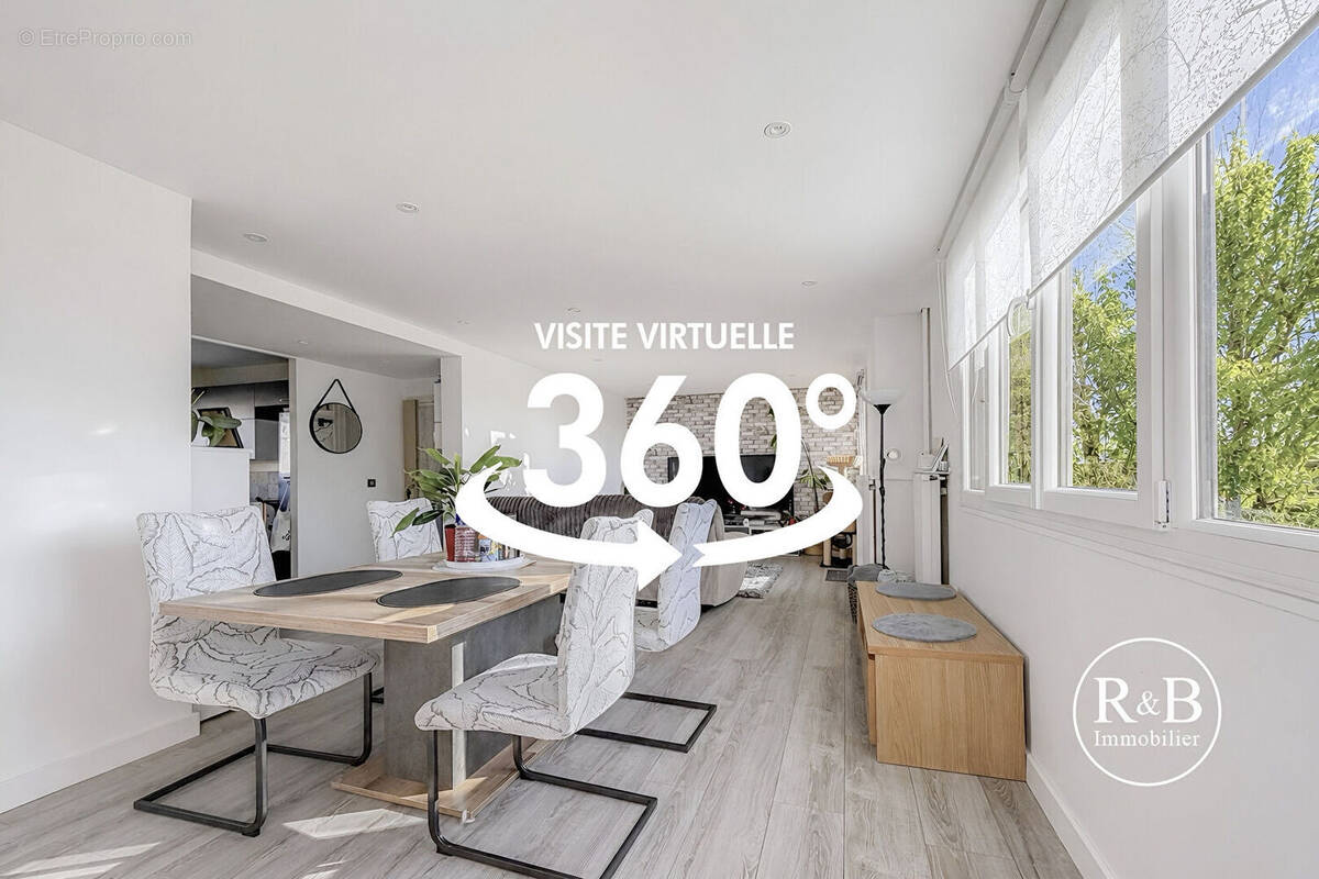 Appartement à LES CLAYES-SOUS-BOIS