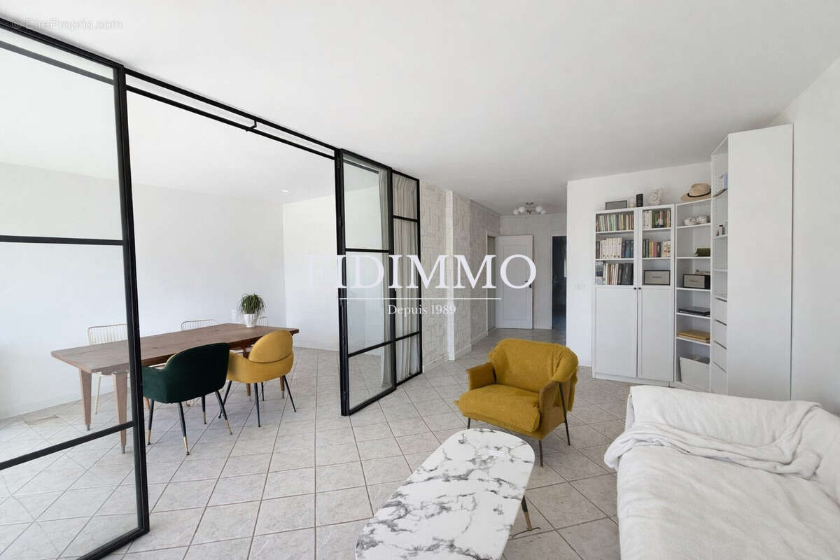 Appartement à CHENNEVIERES-SUR-MARNE