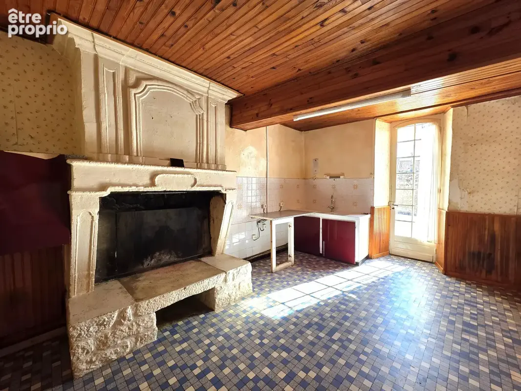 Maison de village avec 2 chambres et jardin - photo 2