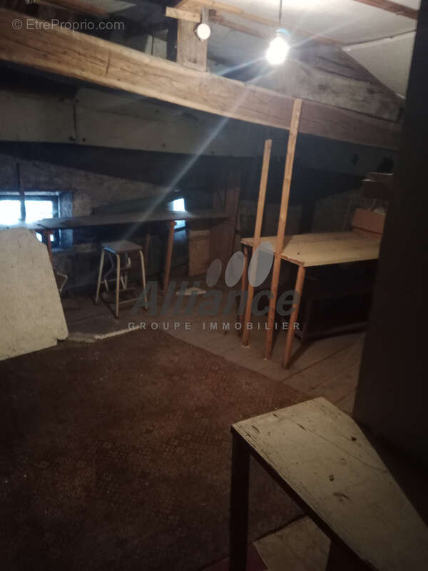 Appartement à SAINT-LOUP-SUR-SEMOUSE