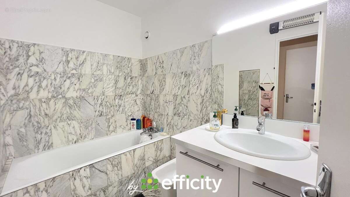 Appartement à MARSEILLE-10E