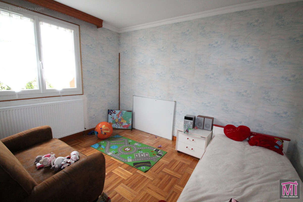 Maison à NANTEUIL-LE-HAUDOUIN